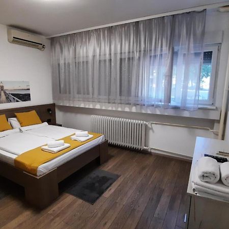 Apartman Pavlovic 1 Dedinje Kültér fotó